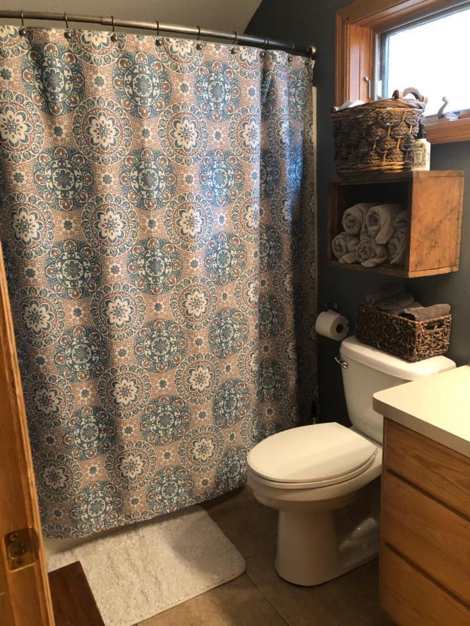 Bed And Breakfast Suite At The Wooded Retreat Pine City 外观 照片