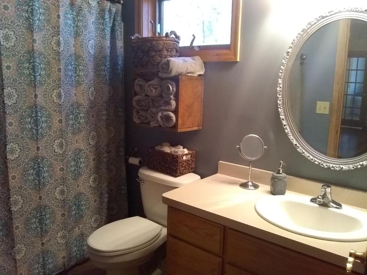 Bed And Breakfast Suite At The Wooded Retreat Pine City 客房 照片