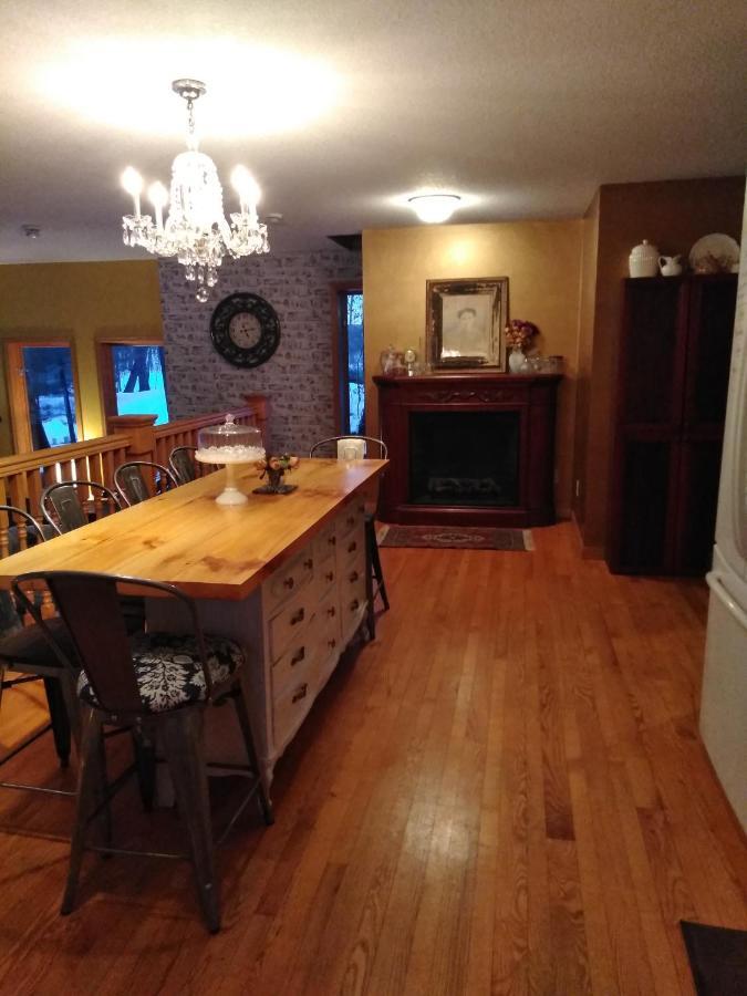 Bed And Breakfast Suite At The Wooded Retreat Pine City 客房 照片